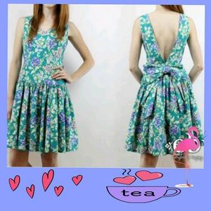 Vintage 80s Laura Ashley Green Floral Tea Party